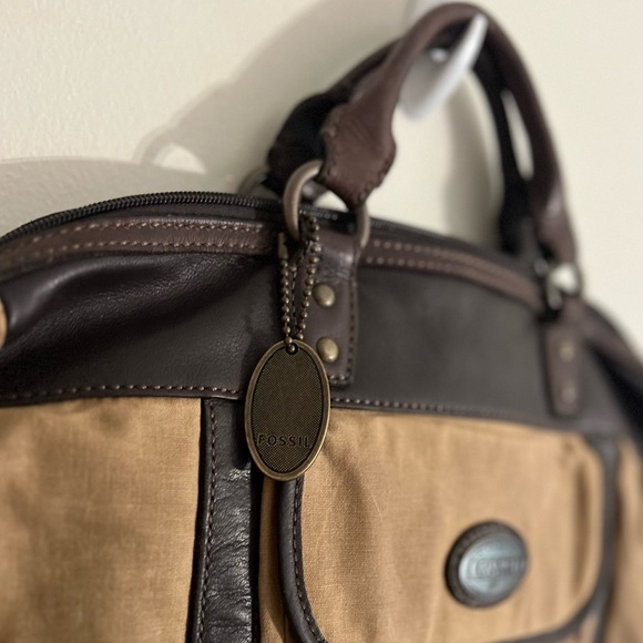 EUC Fossil Canvas and Leather Weekender Messenger Bag - Picture 7 of 16